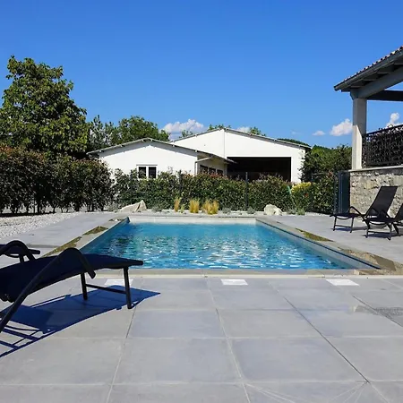 Lovely In Istria With Outdoor Swimming Pool Holiday home
